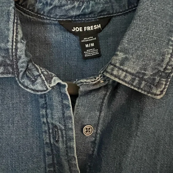 Joe Fresh Denim Dress with Pockets and Belt - Picture 4 of 9